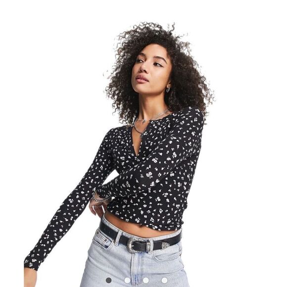 Free People Floral Design V-Neck - Picture 1 of 5